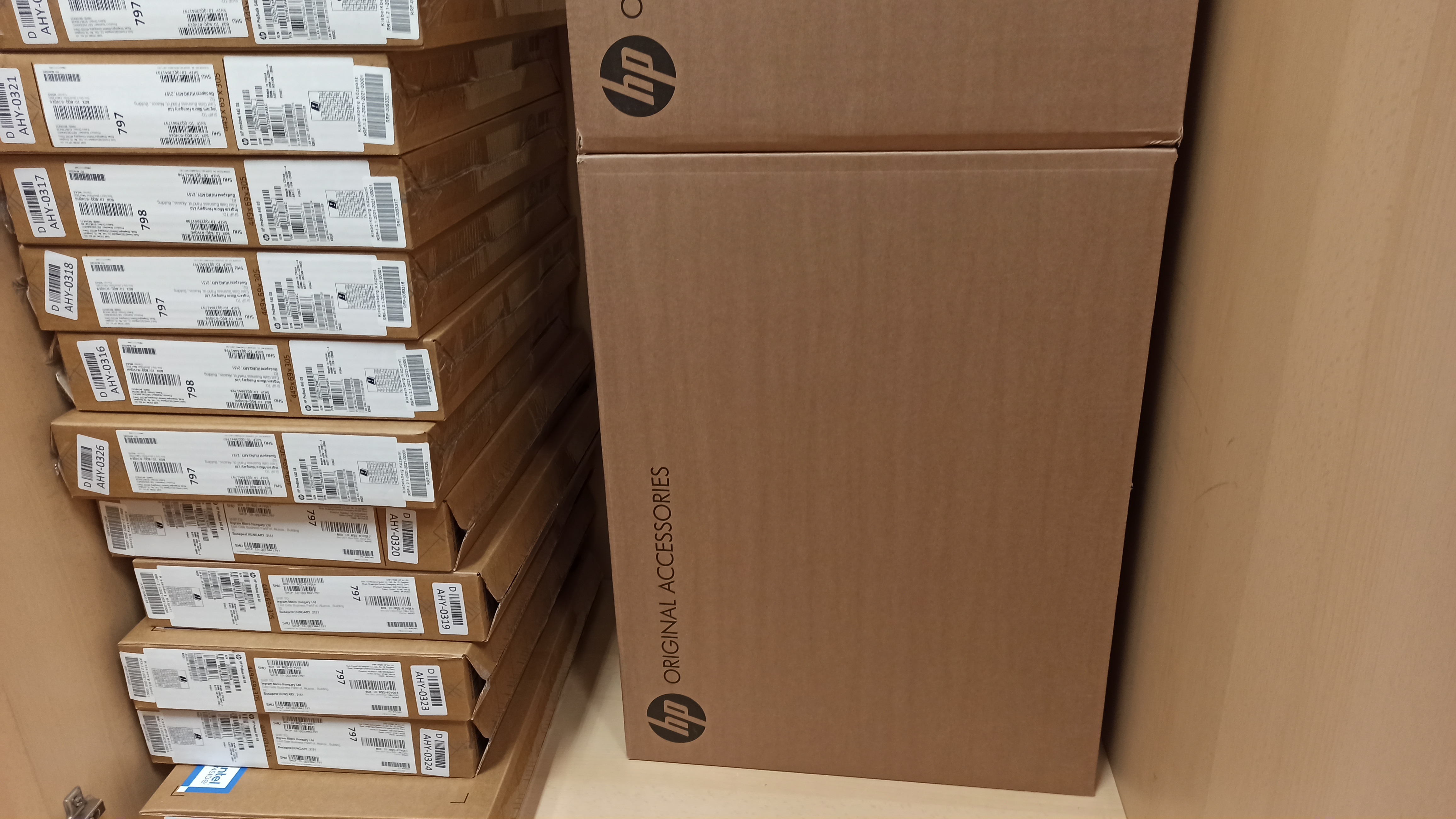 A digitális oktatáshoz való egyenlő hozzáférés feltételeinek biztosítása a tanulók és a pedagógusok számára