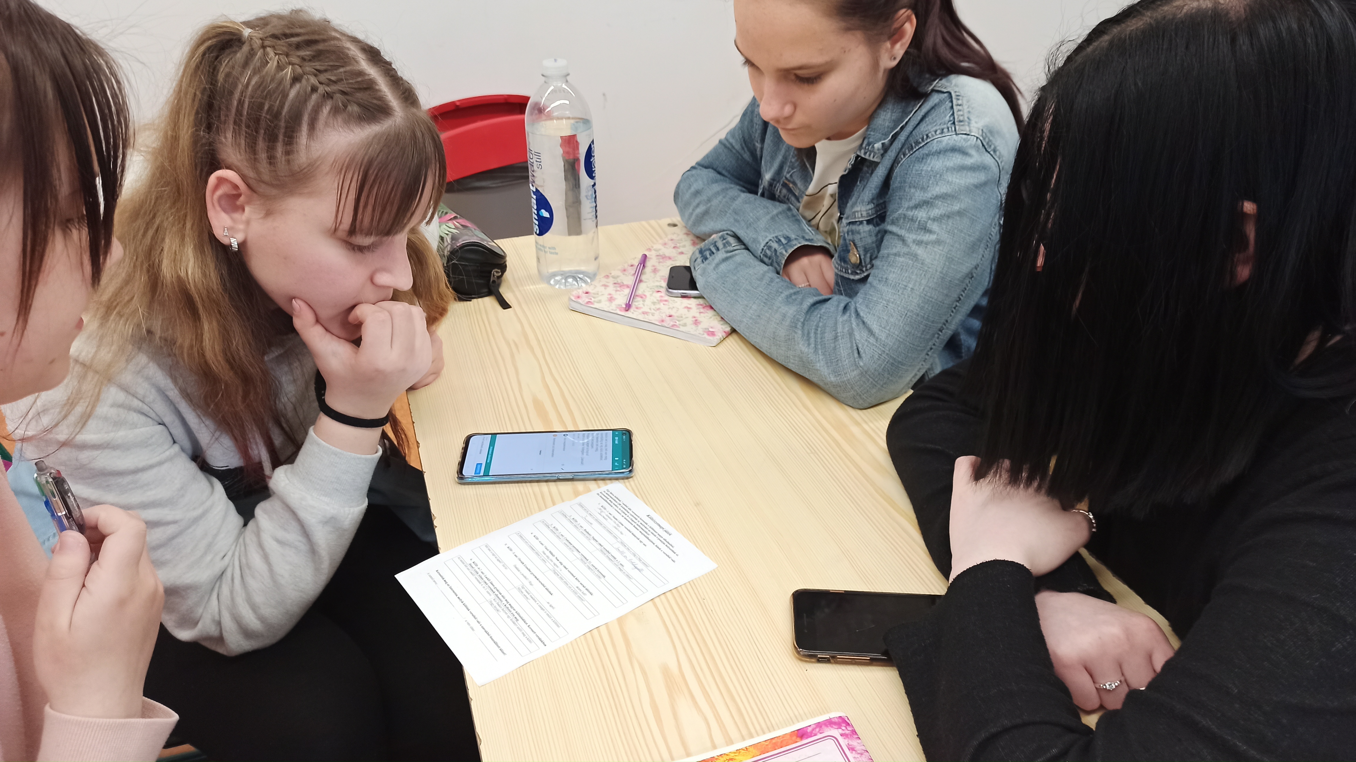 Költészetnapi játékok