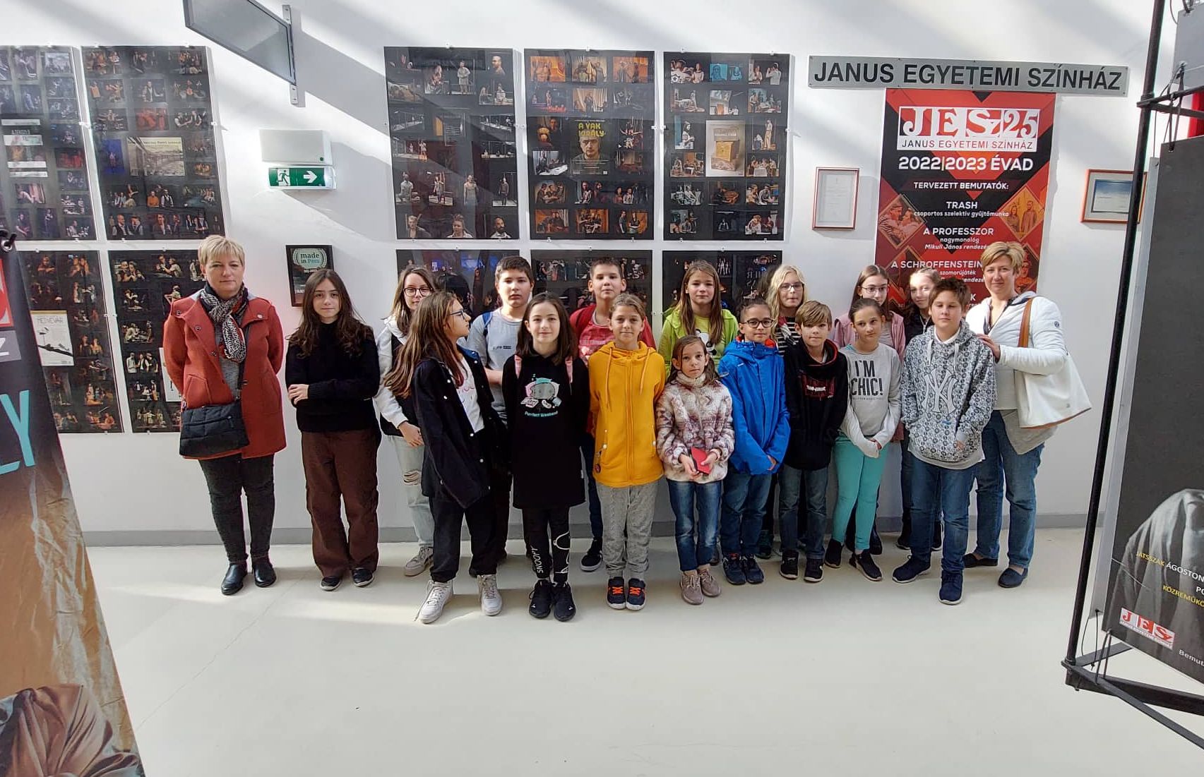 Ki lopta el a nagymama ajándékát?